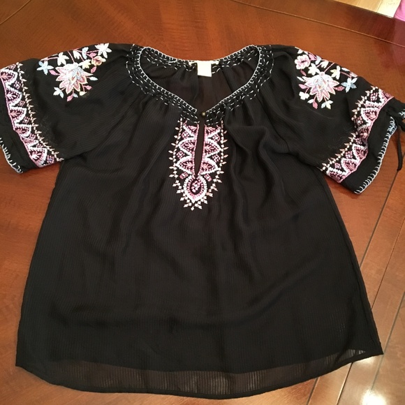 Gold Hawk black silk embroidered blouse - Picture 2 of 7